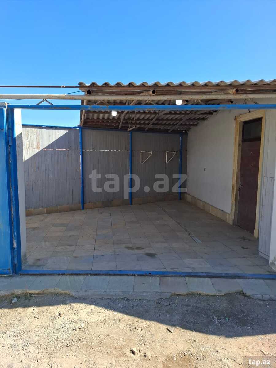 Həyət evi, Gulbala Əliyev küç. (3)