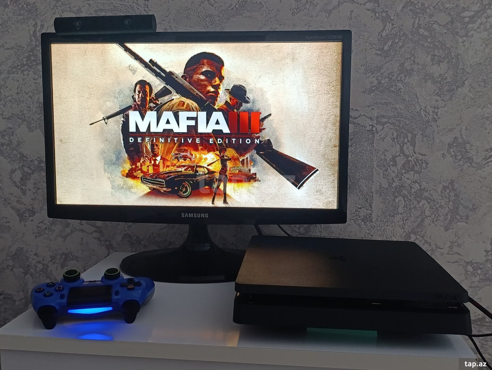 Sony PlayStation 4 Slim (7)