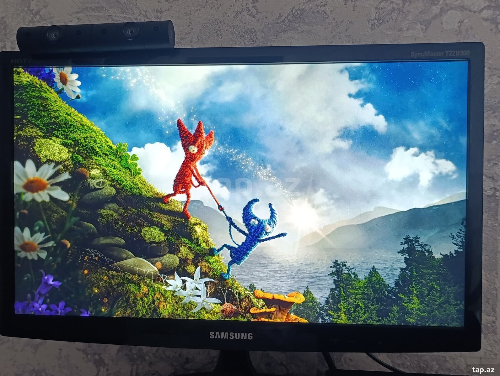 Sony PlayStation 4 Slim (9)