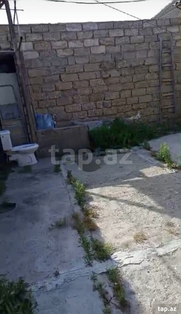 Həyət evi, Polad Həşimov küç. (6)