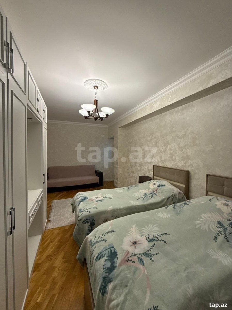 4-otaqlı yeni tikili, Məhəmməd Xiyabani küç., 135 m² (5)