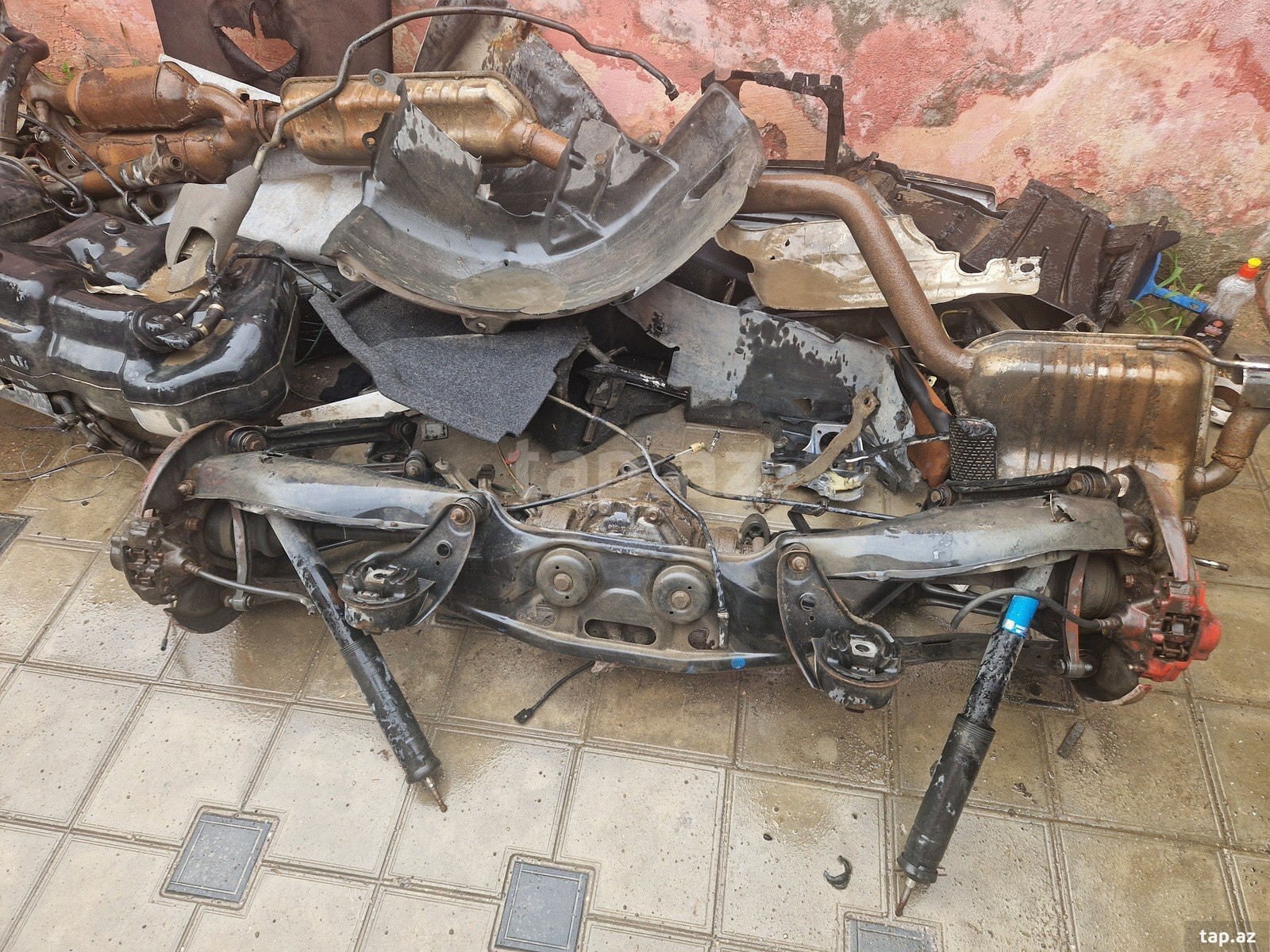 Mercedes W202 ehtiyat hissələri (7)
