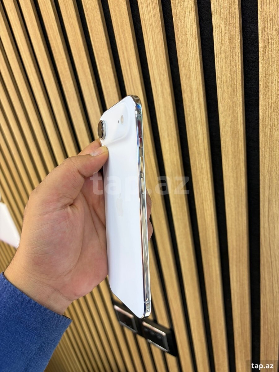Apple iPhone Air Cloud White 256GB/8GB (3)