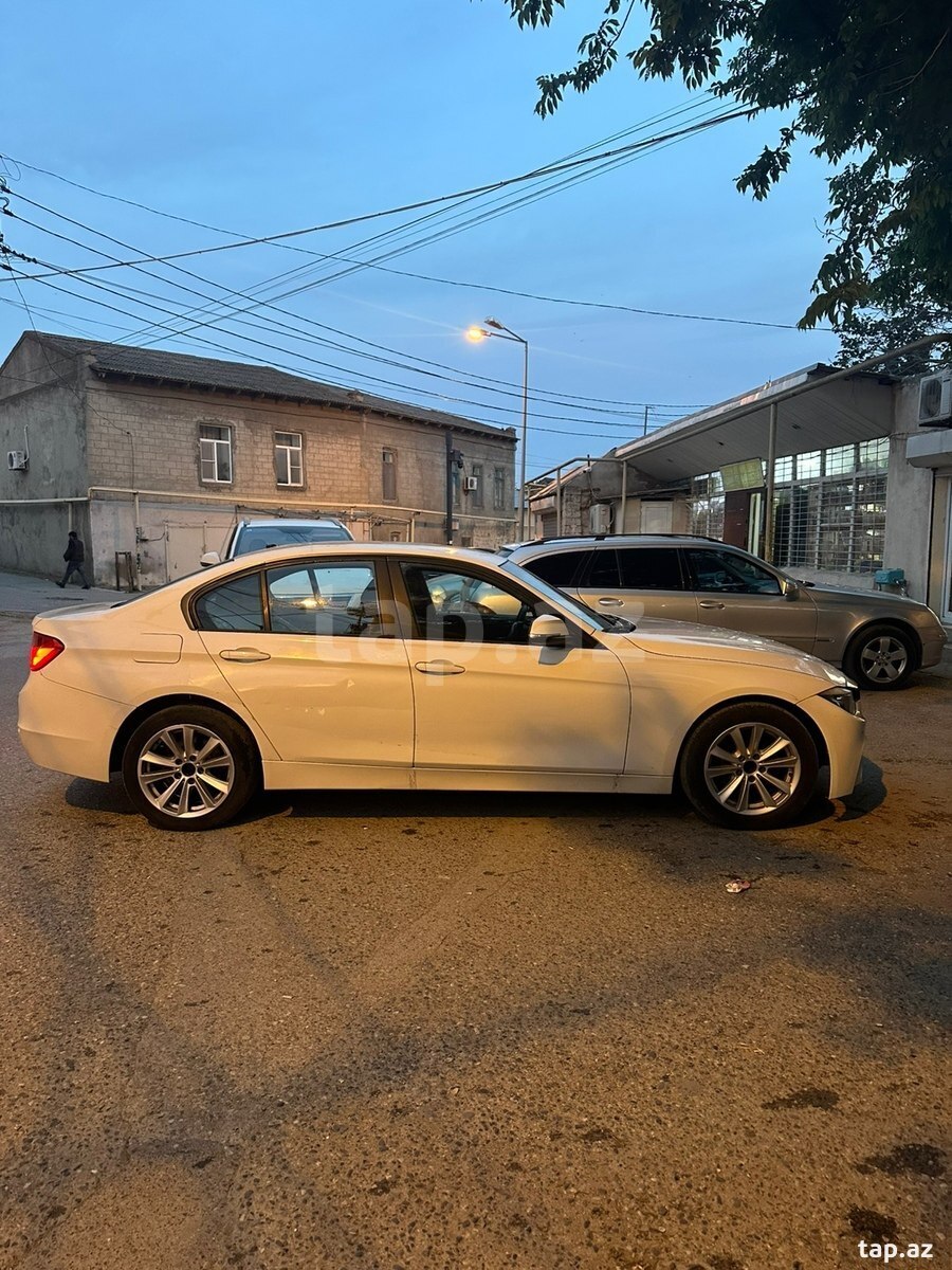 BMW 328, 2015 il (17)