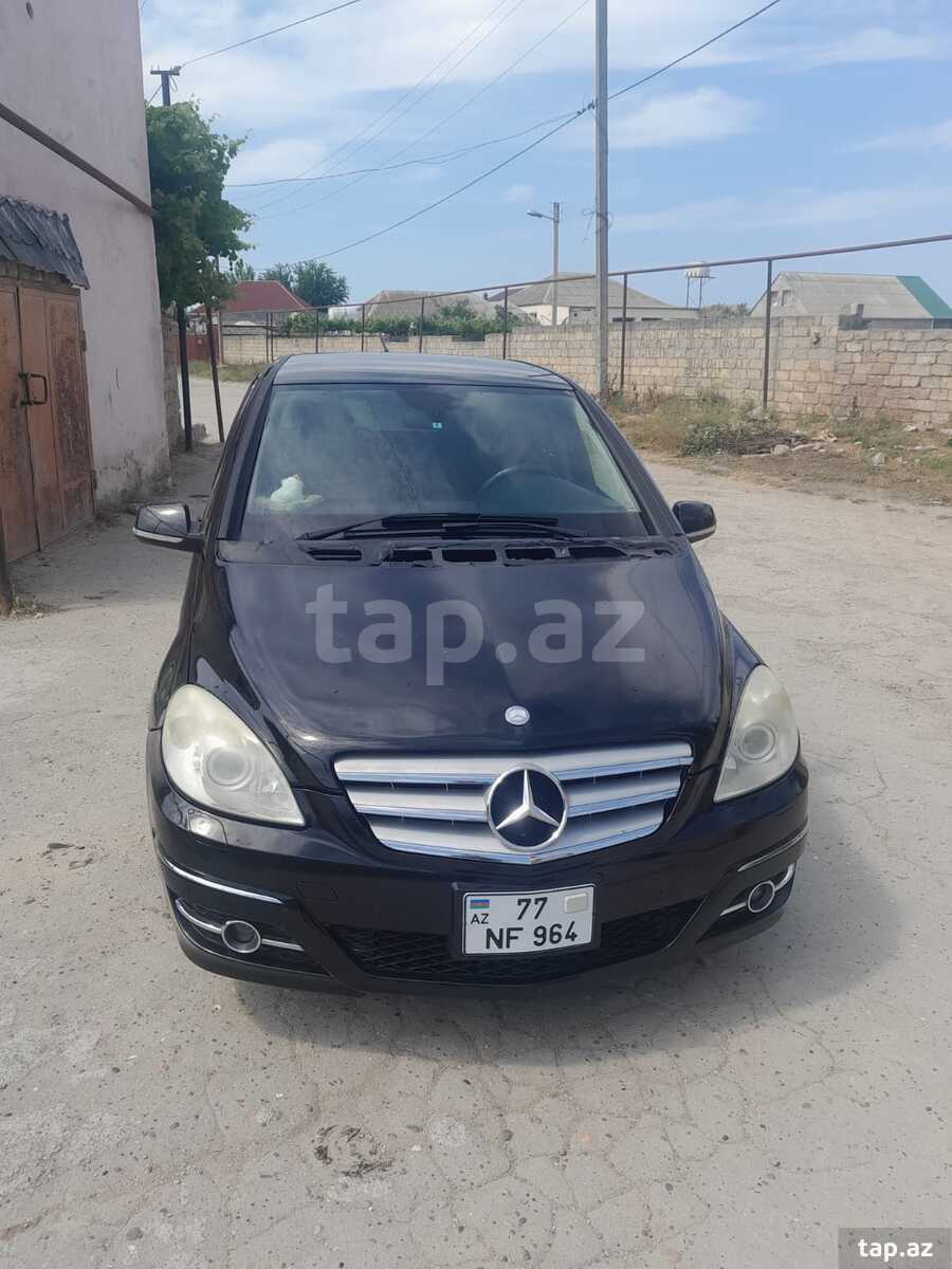 Mercedes B 180, 2010 il