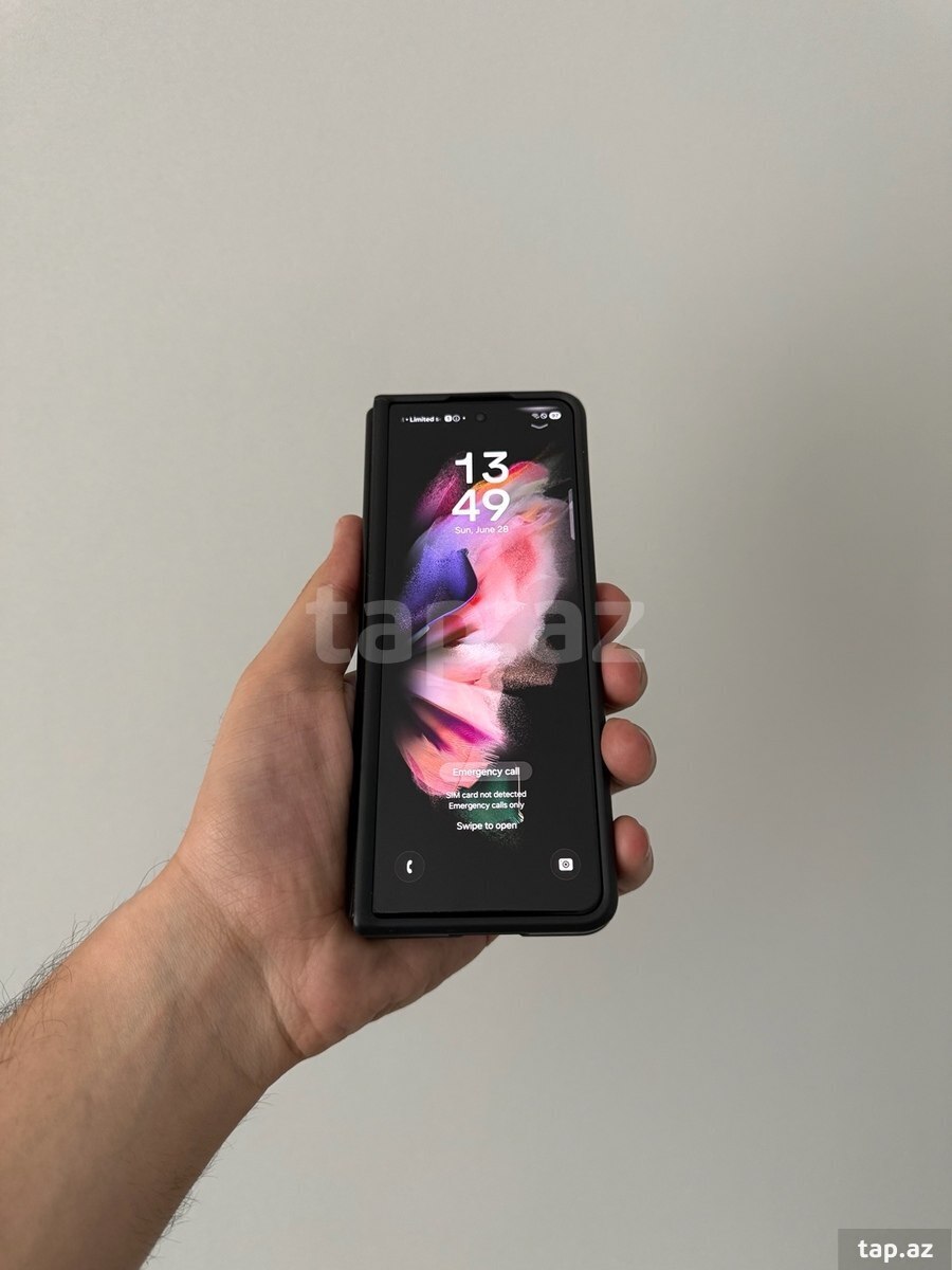 Samsung Galaxy Z Fold 3 5G Phantom Black 256GB/12GB (3)