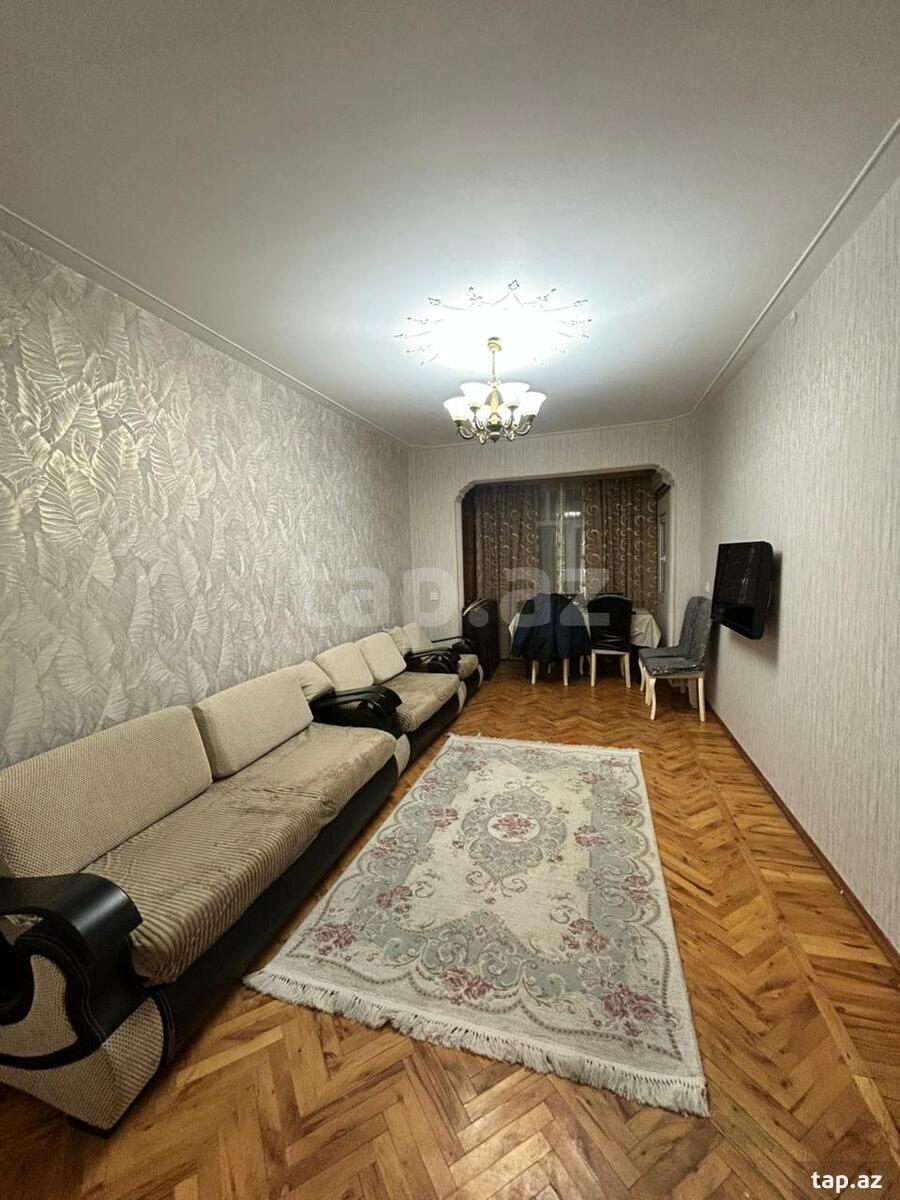 2-otaqlı mənzil kirayə verilir, M.Əcəmi m., 70 m²