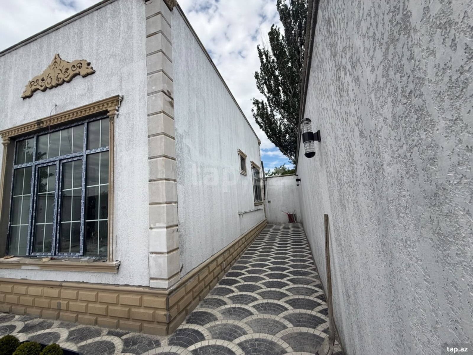 Həyət evi, Saray qəs. (16)