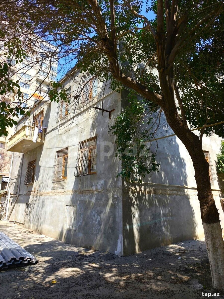Villa, Gənclik m. (2)