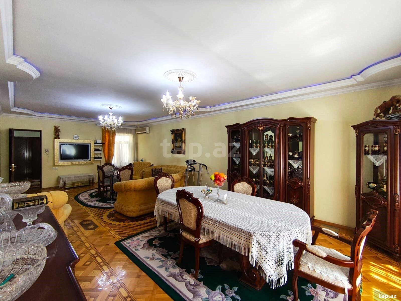 Villa, Gənclik m. (28)