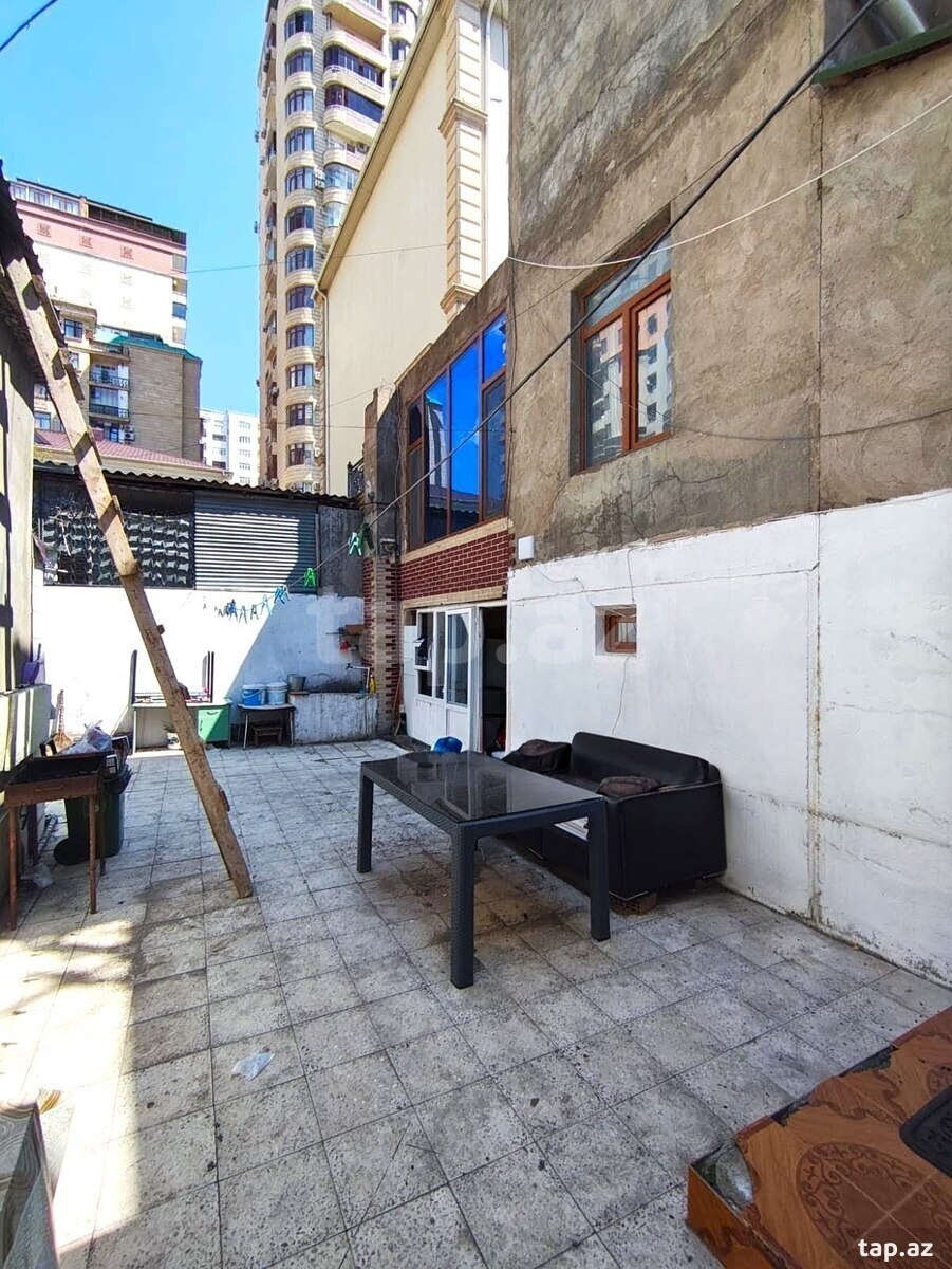 Villa, Gənclik m. (29)
