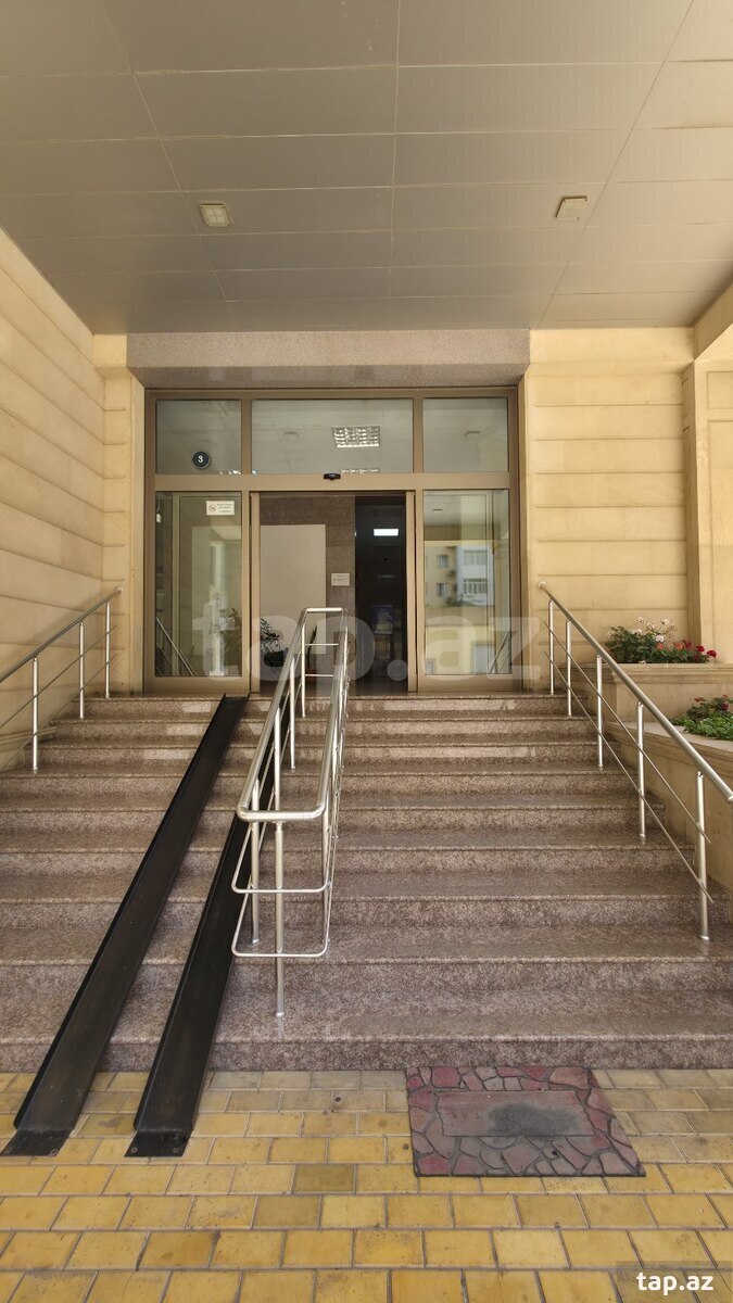 3-otaqlı yeni tikili kirayə verilir, Nizami m., 165 m² (15)