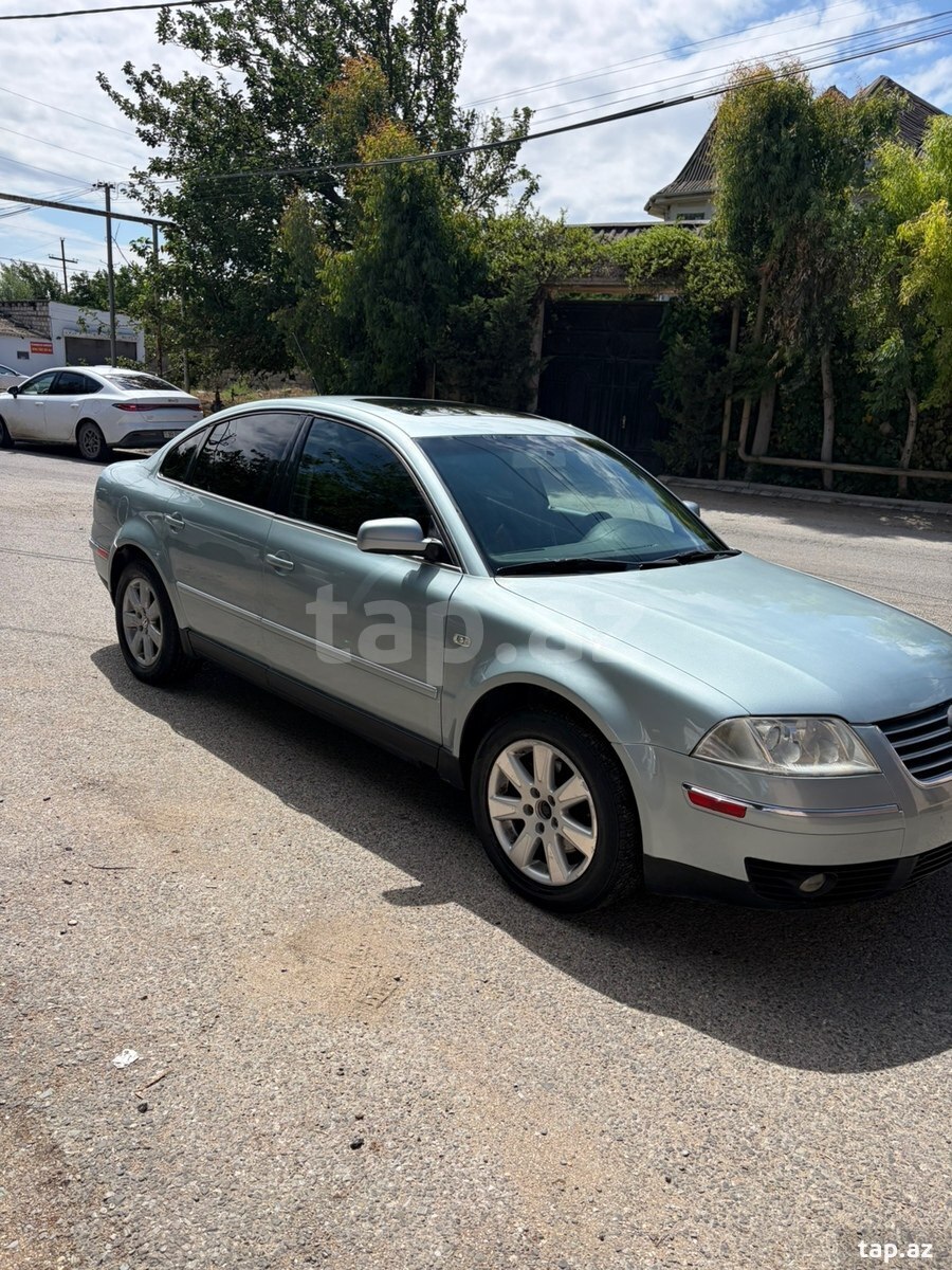 Volkswagen Passat, 2001 il (2)