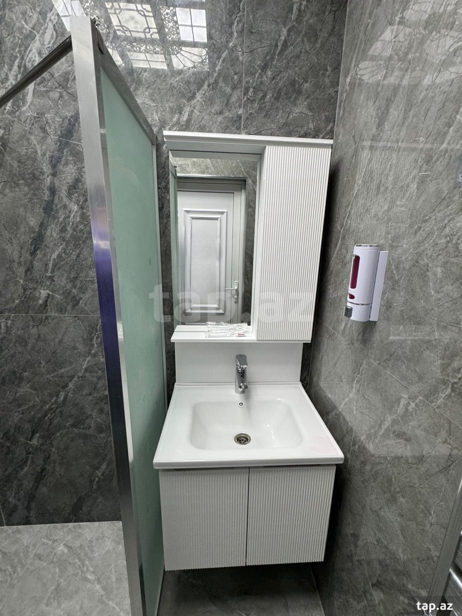1-otaqlı yeni tikili kirayə verilir, Təbriz küç., 48 m² (13)
