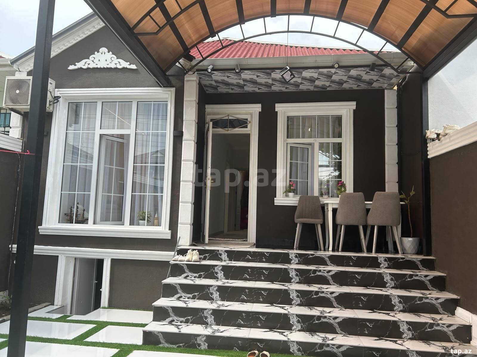 Həyət evi, Zərifə Əliyeva küç.