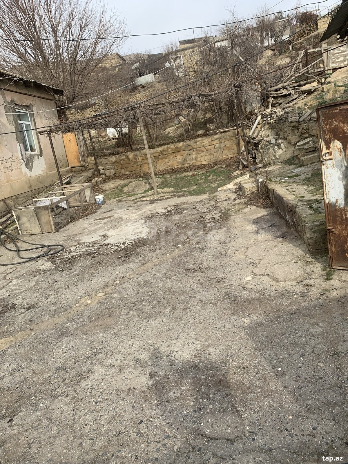 4 sot torpaq sahəsi, Lökbatan qəs.