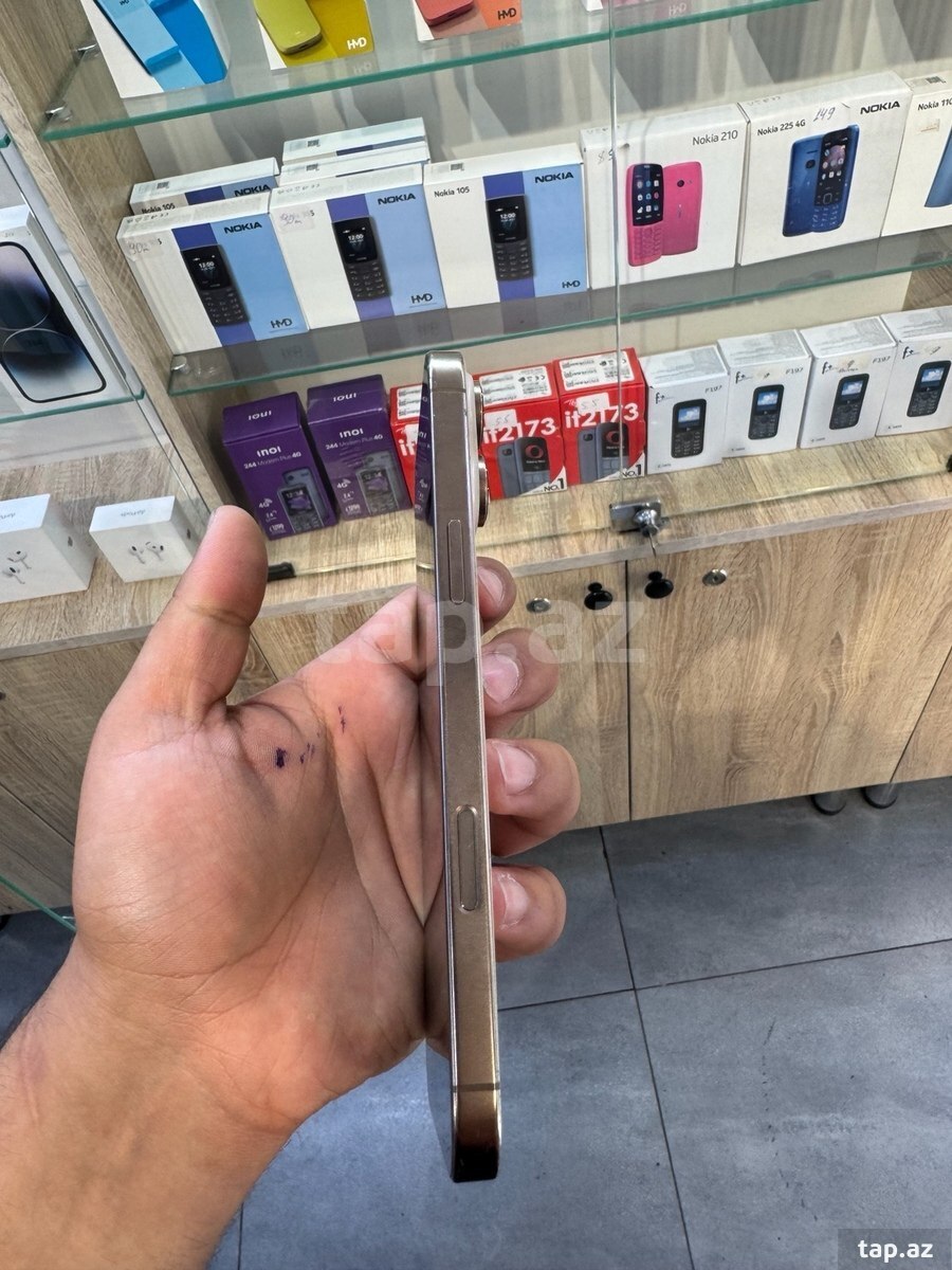 Apple iPhone 16 Pro Max Desert Titanium 256GB/8GB (5)