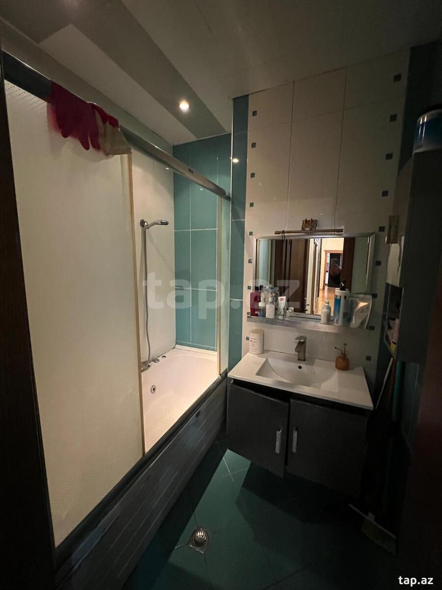 3-otaqlı yeni tikili, İnşaatçılar m., 132 m² (20)