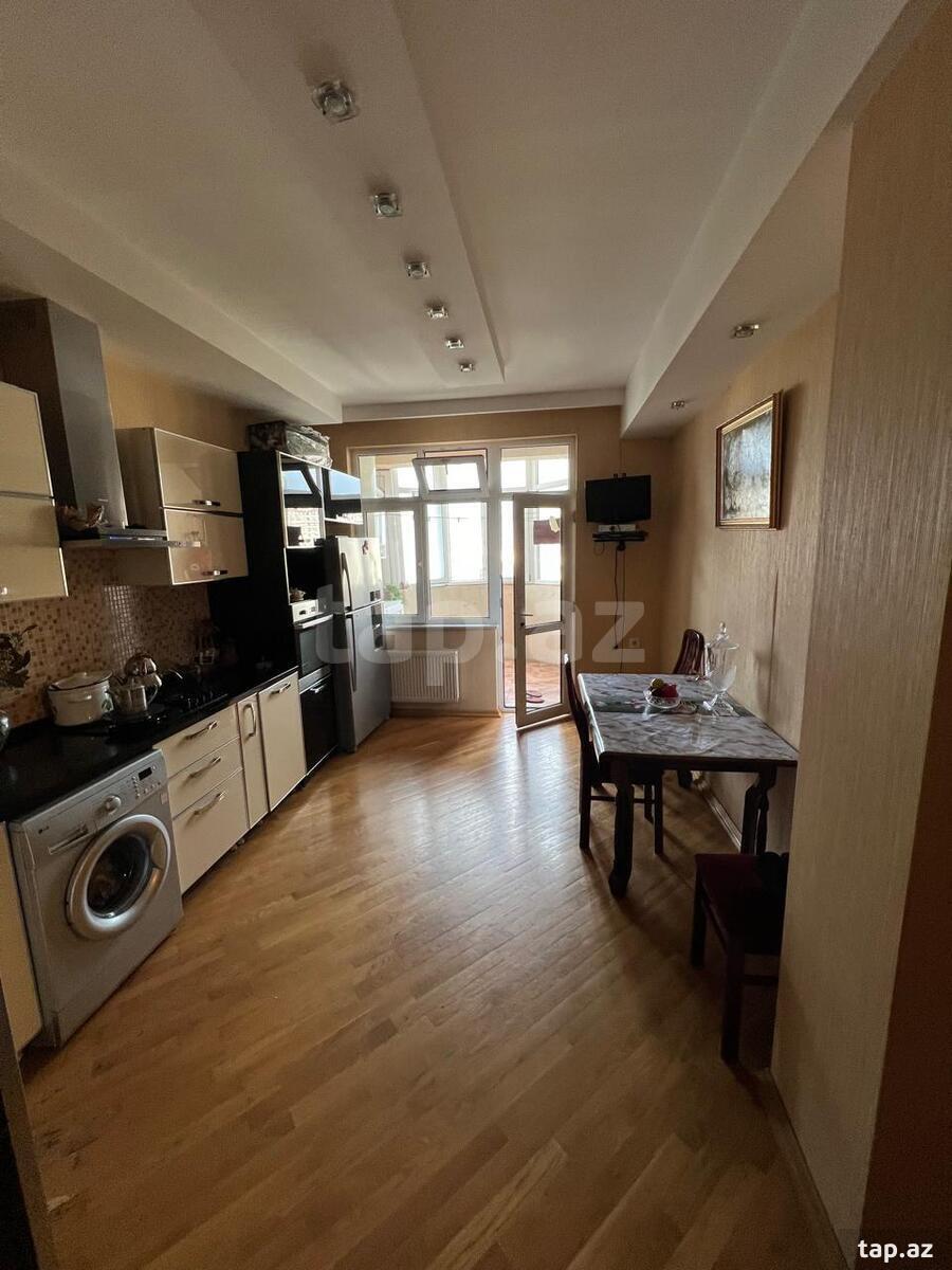 3-otaqlı yeni tikili, İnşaatçılar m., 132 m² (18)