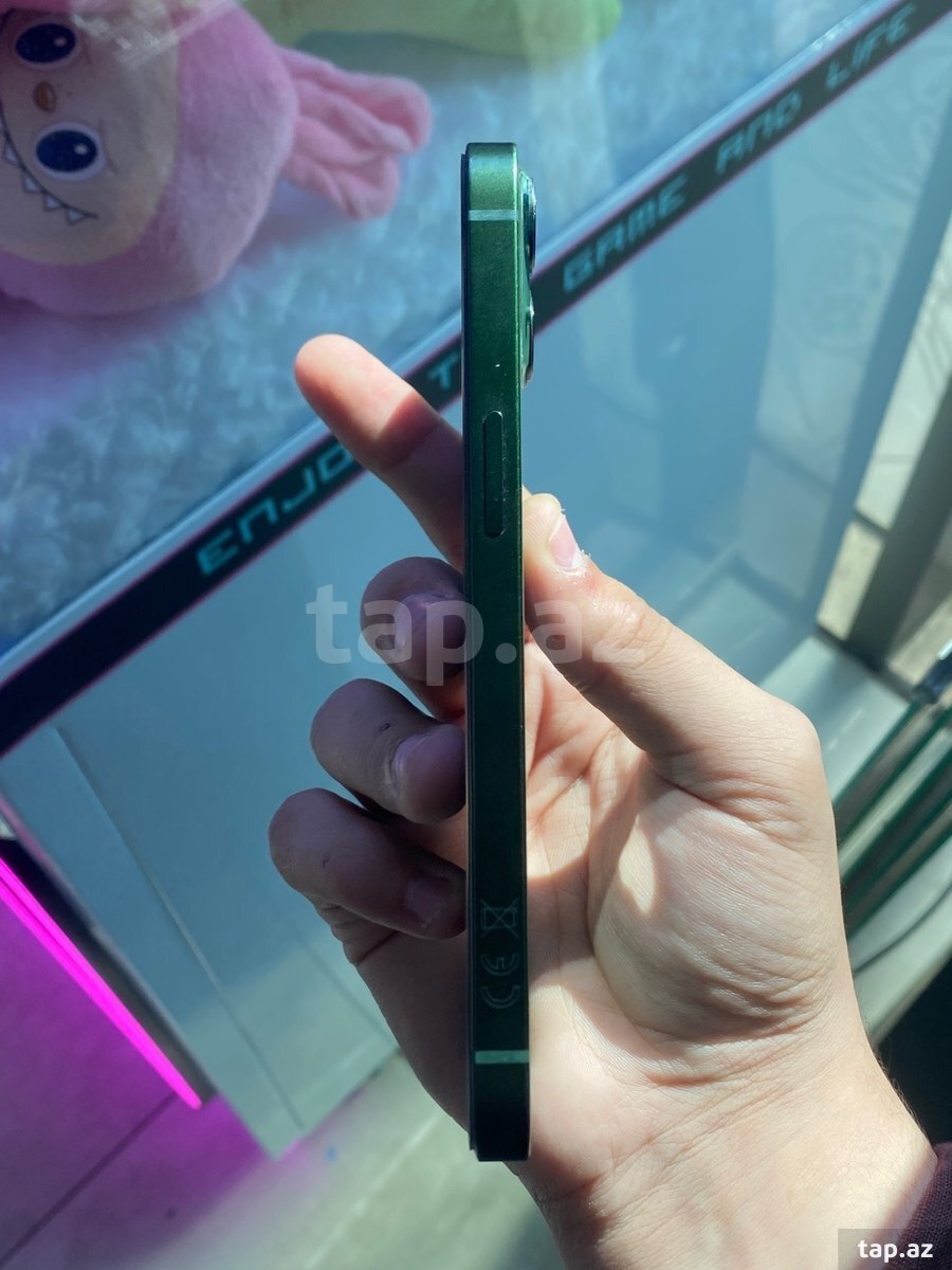 Apple iPhone 13 Green 128GB/4GB (4)
