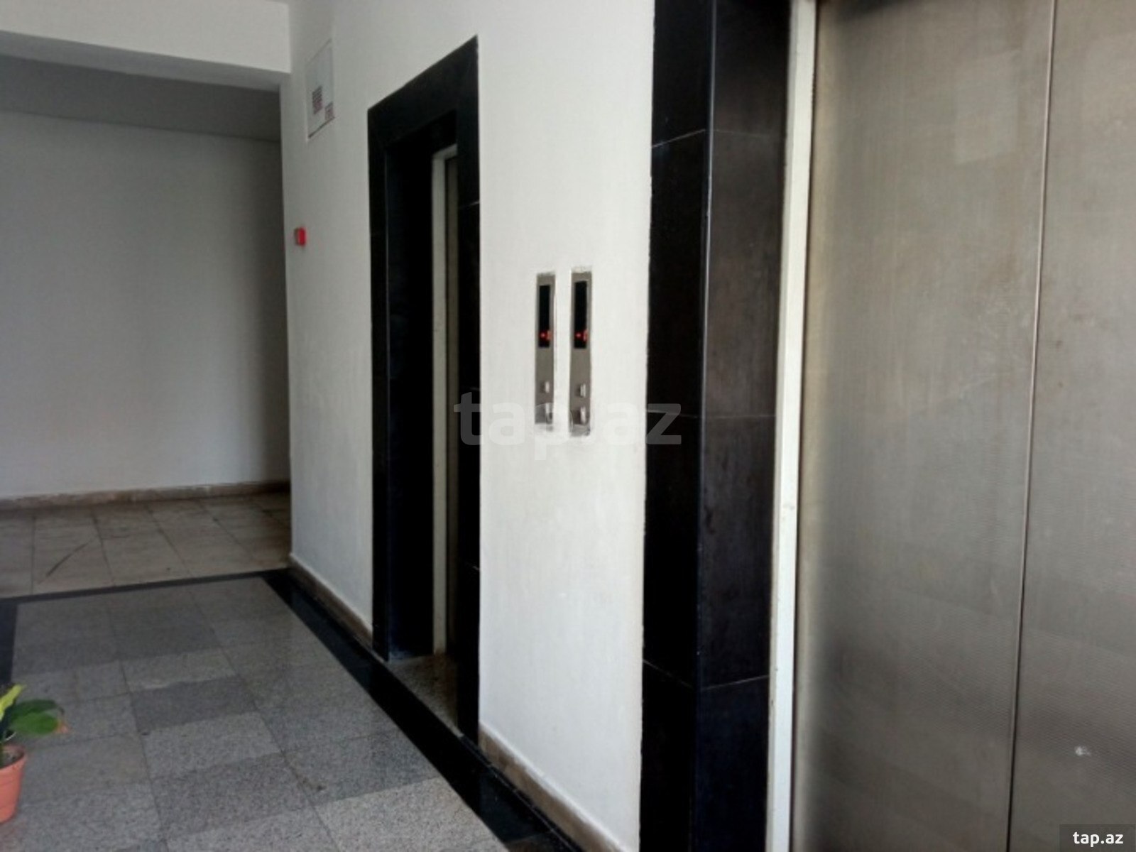 3-otaqlı yeni tikili, İnşaatçılar m., 140 m² (27)
