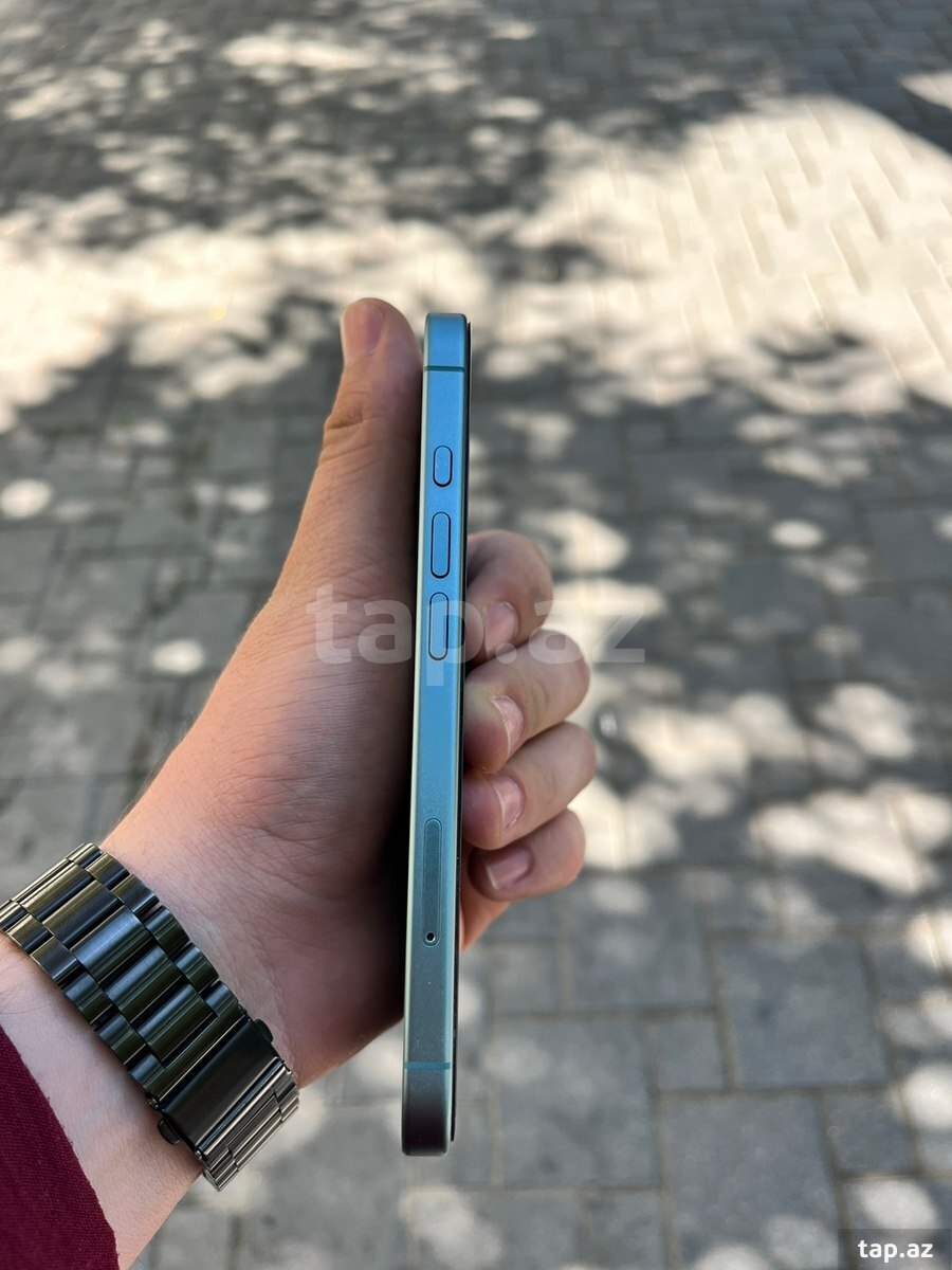 Apple iPhone 16 Teal 128GB/8GB (4)