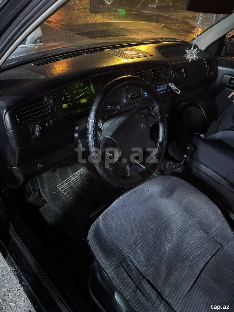 Volkswagen Golf, 1993 il (4)
