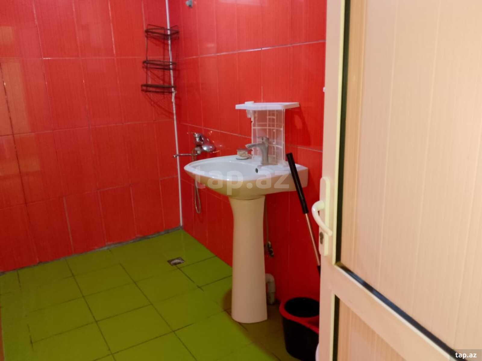 Bağ evi kirayə verilir, Pirşağı qəs. (4)