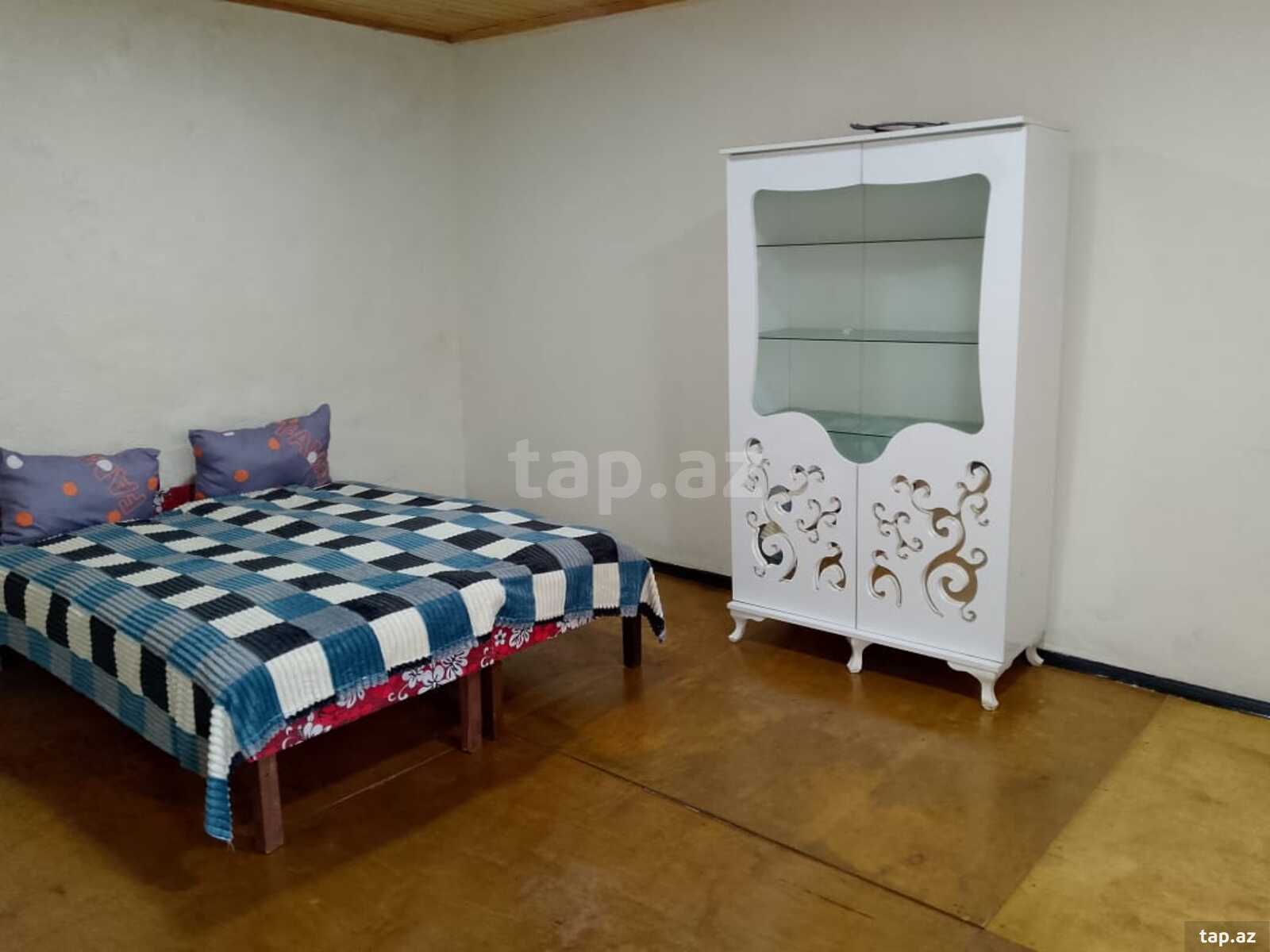 Bağ evi kirayə verilir, Pirşağı qəs. (3)