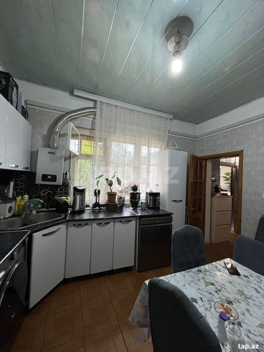 Həyət evi, Bakıxanov qəs. (11)