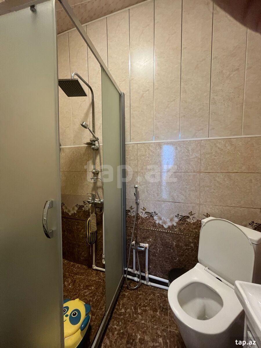 Həyət evi, Bakıxanov qəs. (12)