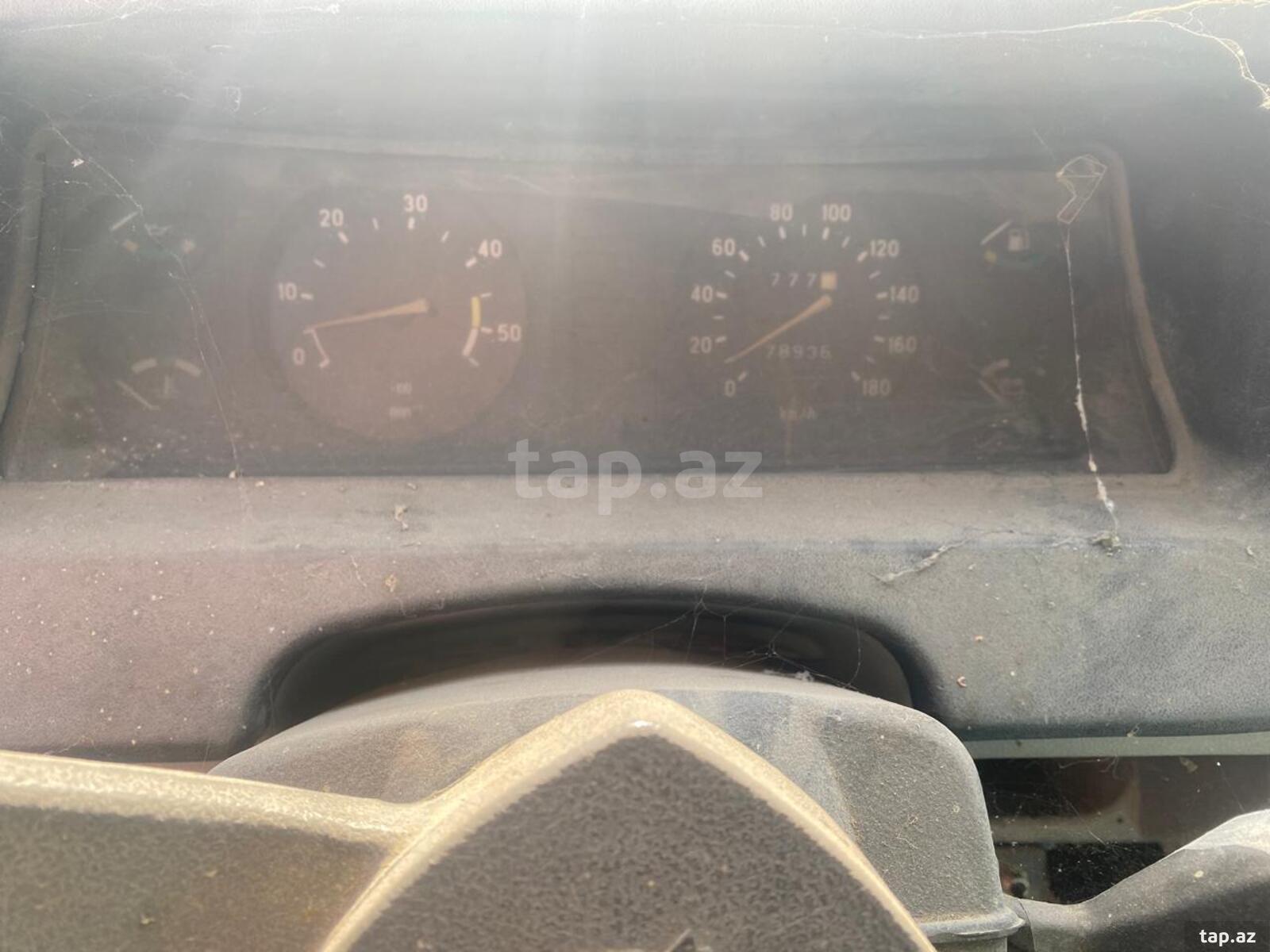 GAZ, 2001 il (8)