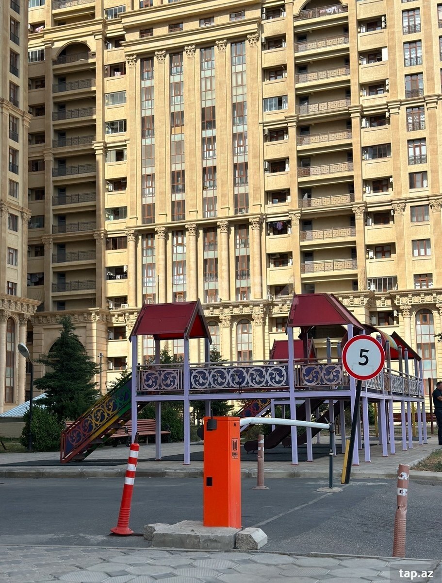 2-otaqlı yeni tikili, Bayıl qəs., 80 m² (18)