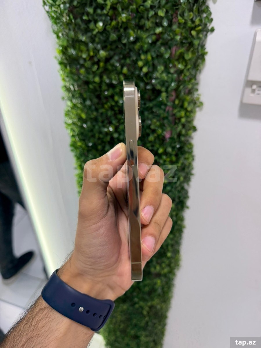 Apple iPhone 14 Pro Gold 128GB/6GB (2)