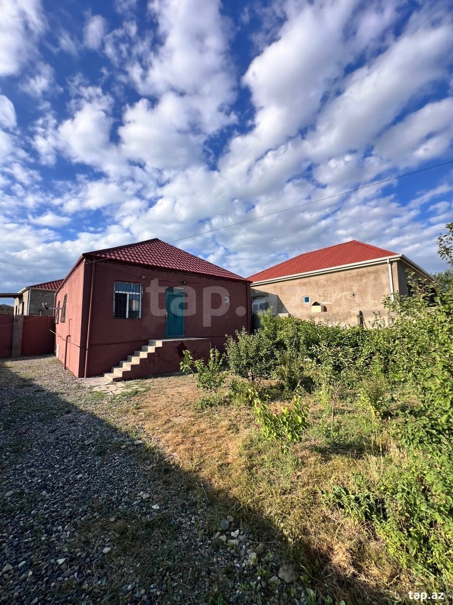 Həyət evi, Pirşağı qəs.