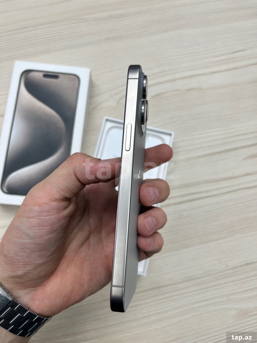 Apple iPhone 15 Pro Max Natural Titanium 256GB/8GB (3)