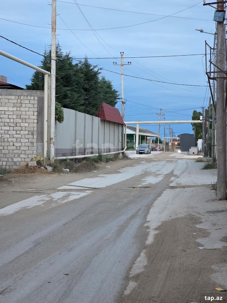 4 sot torpaq sahəsi, Şüvəlan qəs.
