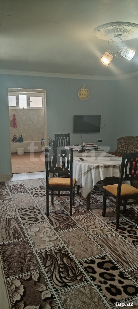 Həyət evi, Xəzər r. (18)