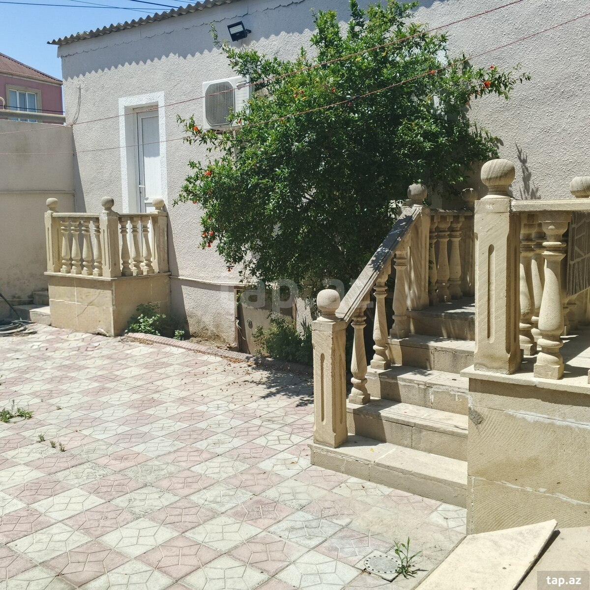 Həyət evi, Biləcəri qəs.