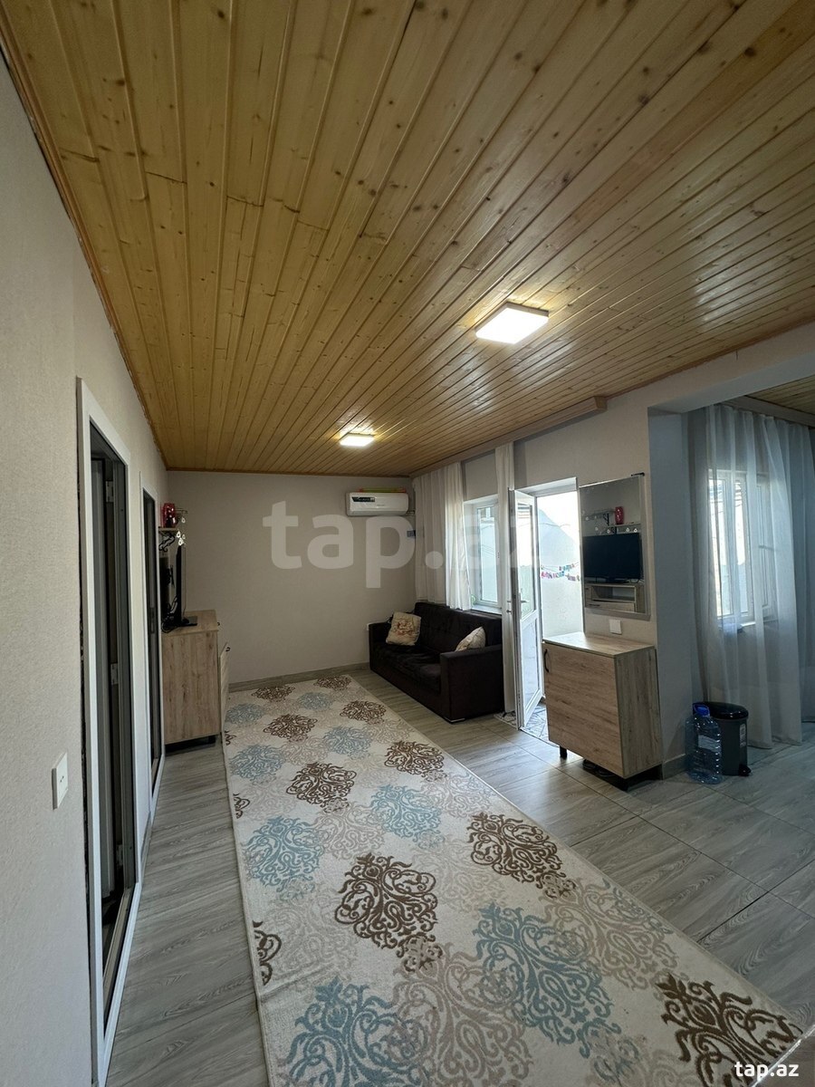 Həyət evi, Novxanı qəs. (3)