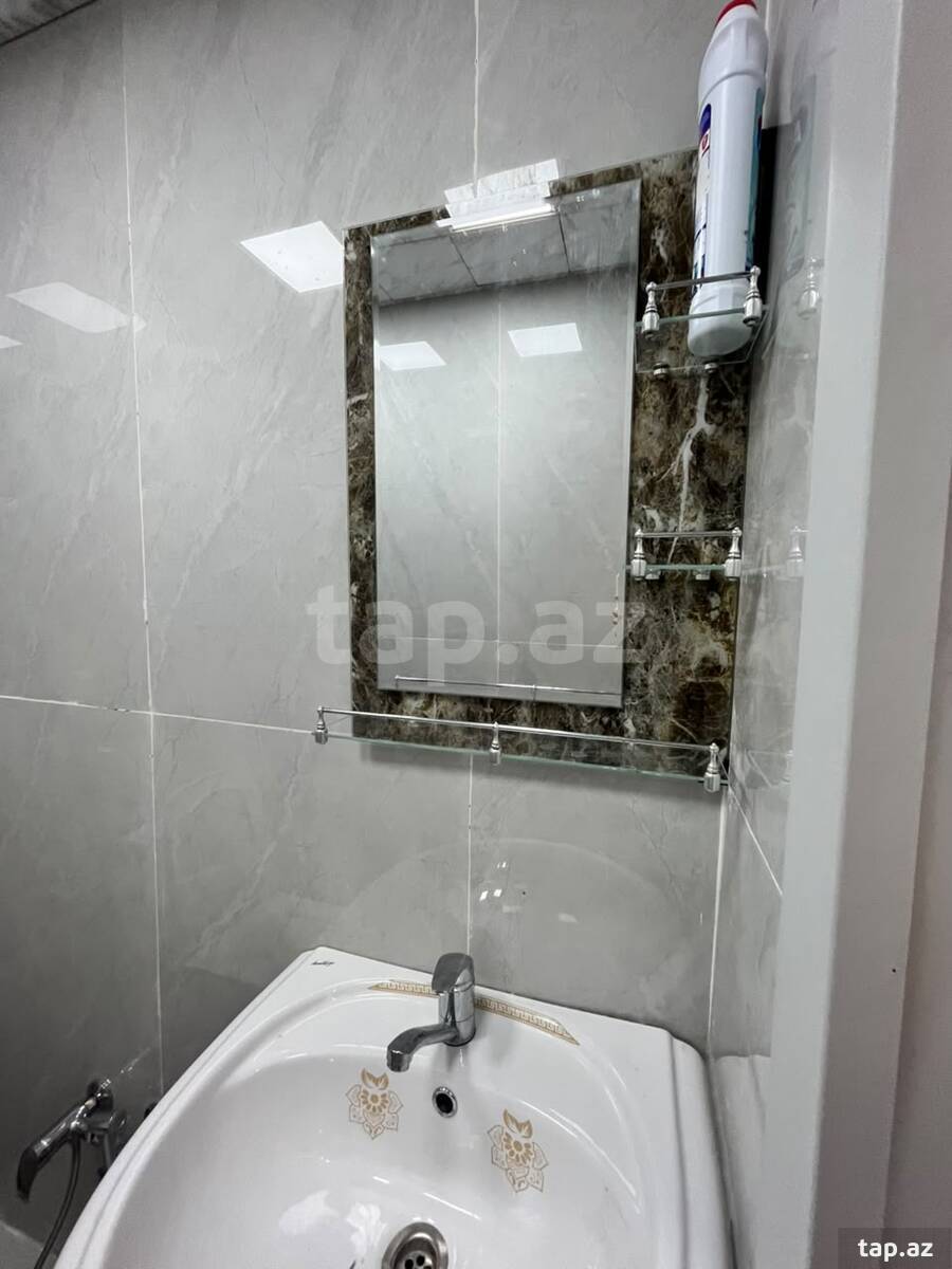 3-otaqlı yeni tikili, Əliağa Vahid küç., 110 m² (24)