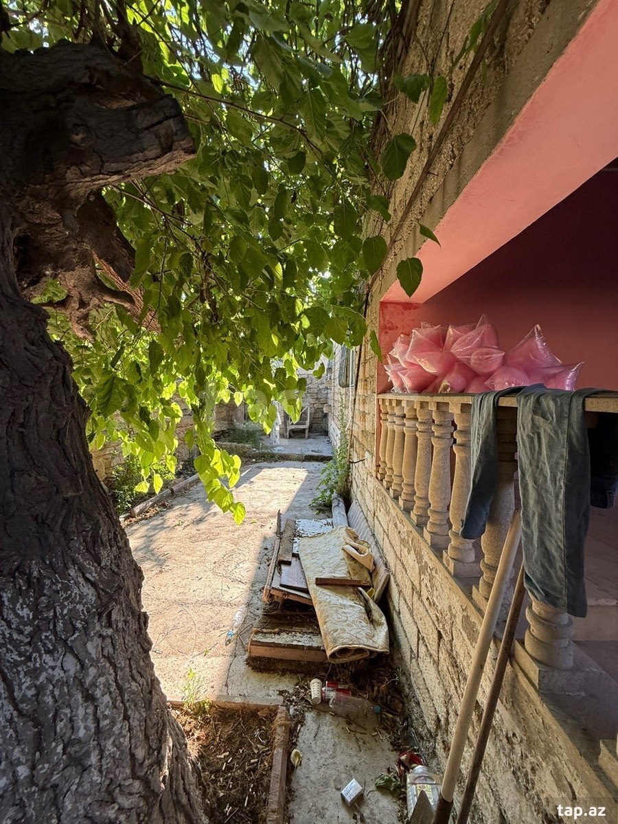 Həyət evi, Hövsan qəs. (11)