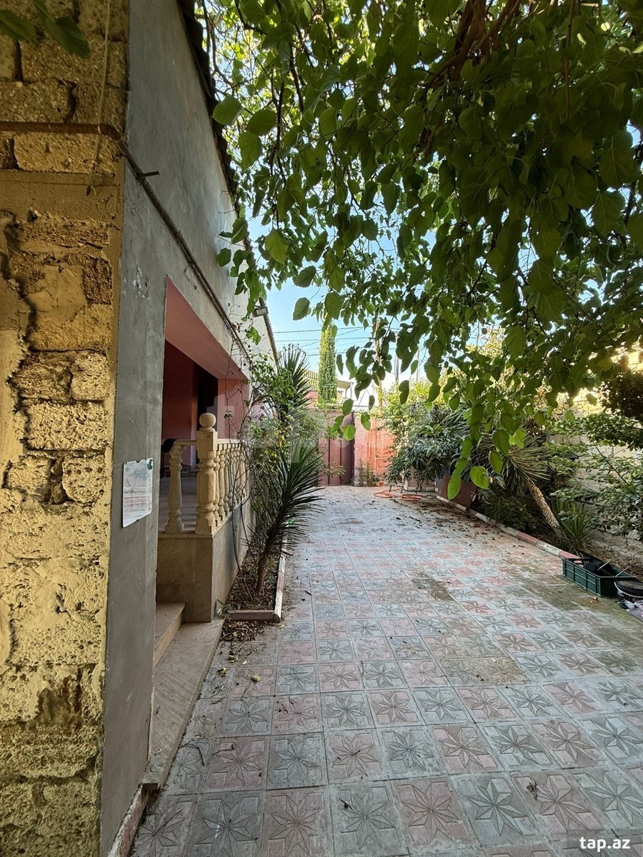 Həyət evi, Hövsan qəs. (10)