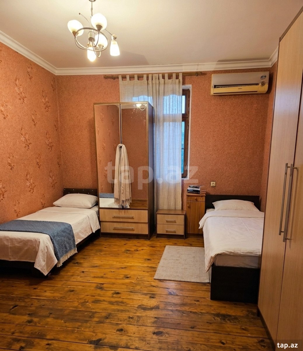 2-otaqlı mənzil kirayə verilir, Nizami m., 90 m²