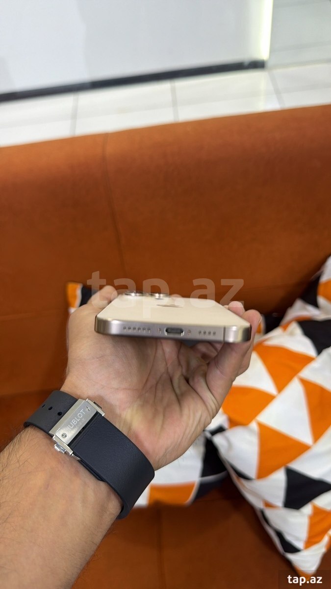 Apple iPhone 16 Pro Max Natural Titanium 256GB/8GB (5)