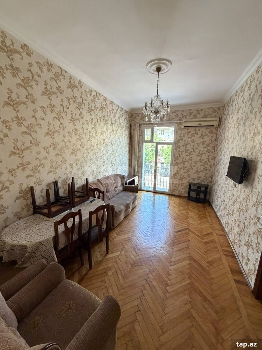 2-otaqlı mənzil kirayə verilir, Ələskər Ələkbərov küç., 60 m²