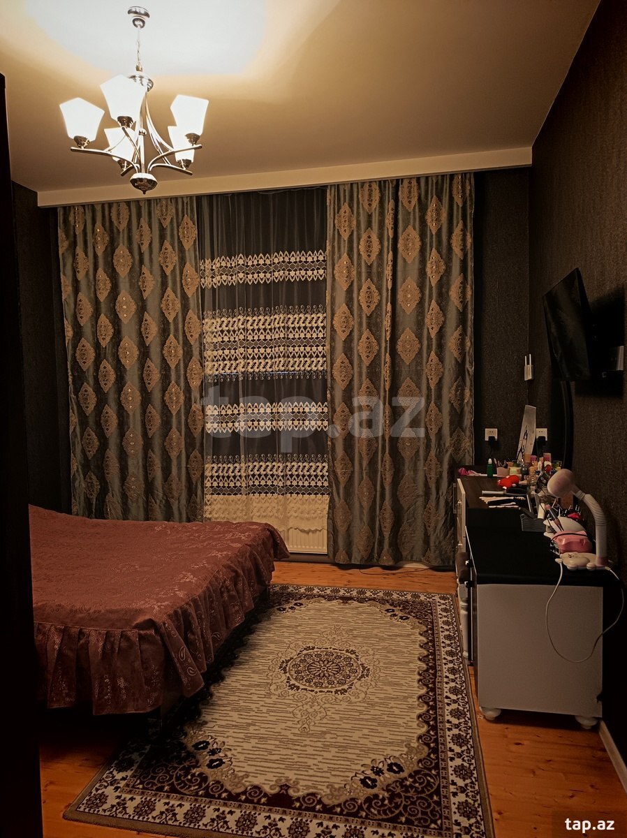 Həyət evi, Saray qəs. (8)
