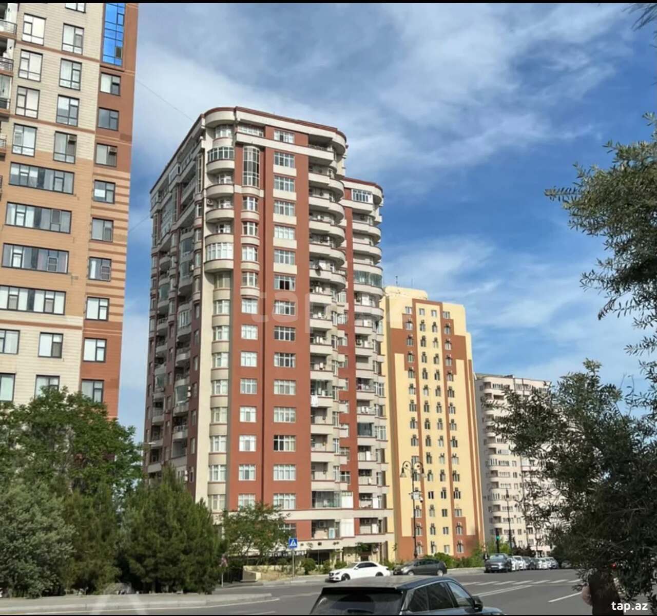 3-otaqlı yeni tikili kirayə verilir, Elmlər Akademiyası m., 102 m²