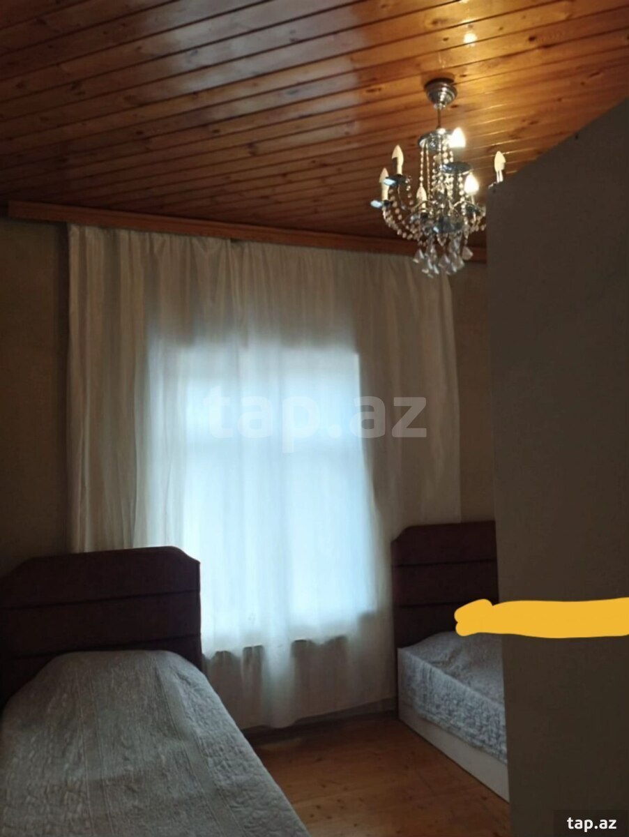 Həyət evi, Biləcəri qəs. (9)
