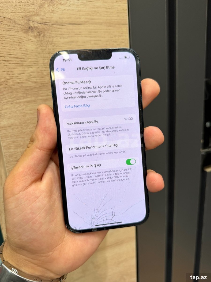 Apple iPhone 13 Midnight 256GB/4GB (3)
